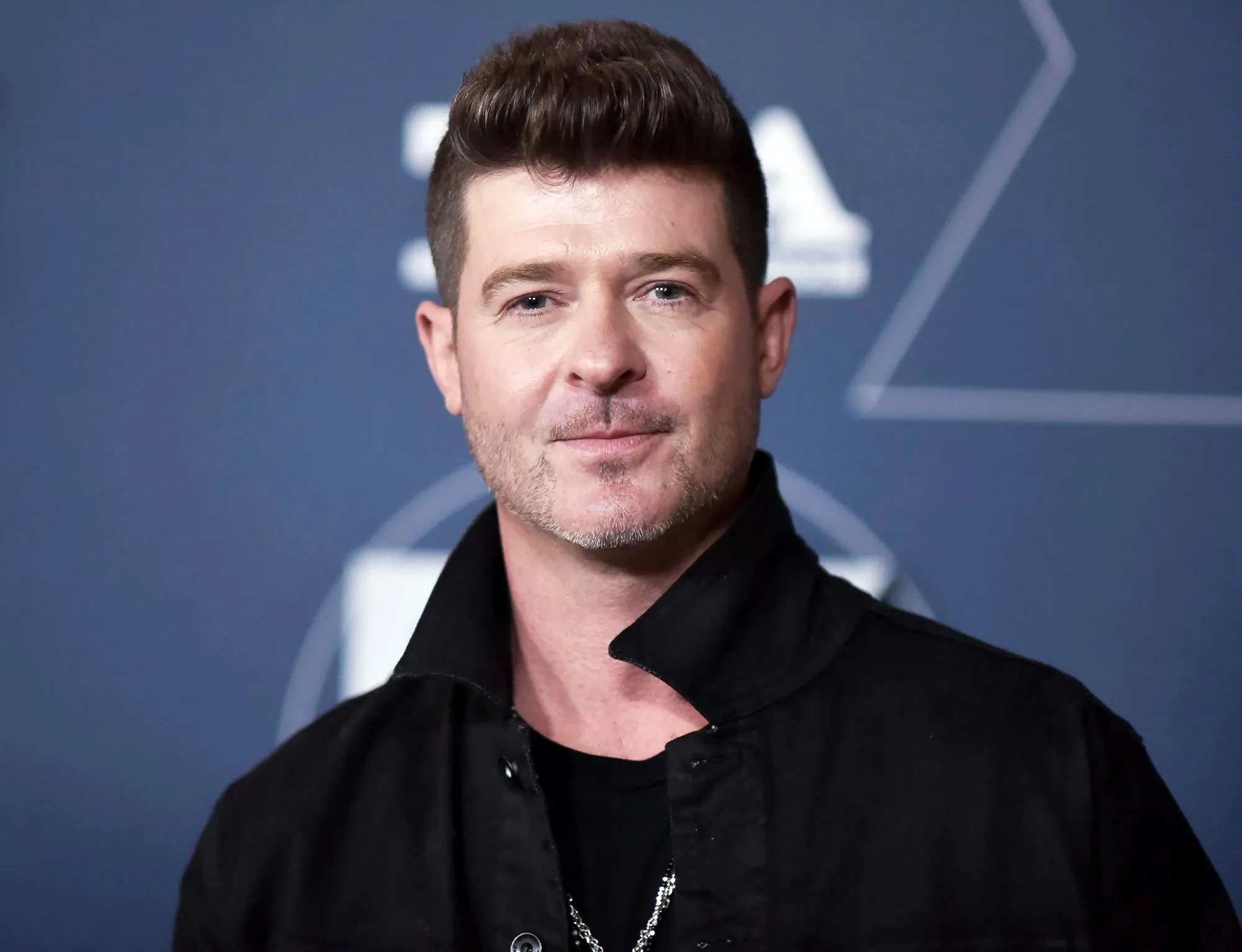 is robin thicke gay