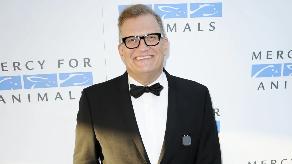 is drew carey gay